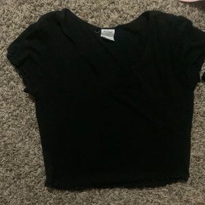 Cute black top w flare and opening in front